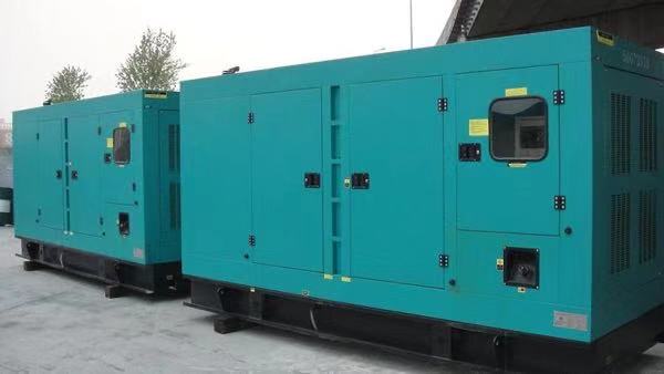 宜黄康明斯400kw大型柴油二手发电机组